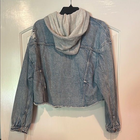 American Eagle Outfitters Denim Jacket with Gray Hood - Picture 5 of 6